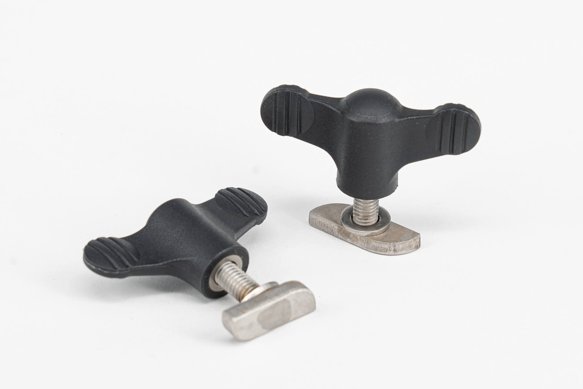 Flügelschrauben inkl. Hammerkopfschraube f. C-Schiene