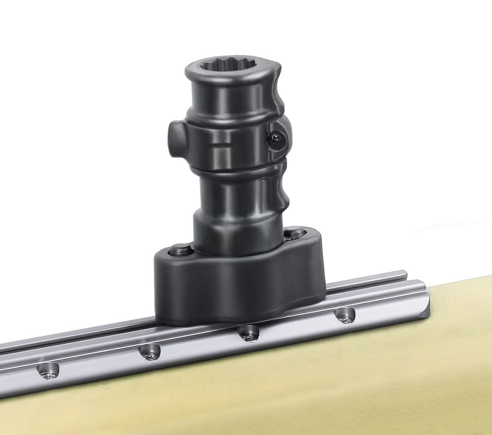 RAM Mounts Verbundstoff-Adapter für Angelrutenhalter - Quick-Release-System für Tough-Track Schienen, im Polybeutel – Produktansicht